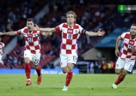 欧洲杯波兰和英格兰直播:欧洲杯波兰和英格兰直播哪个好