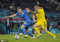 欧洲杯在线免费直播乌克兰:欧洲杯在线重播
